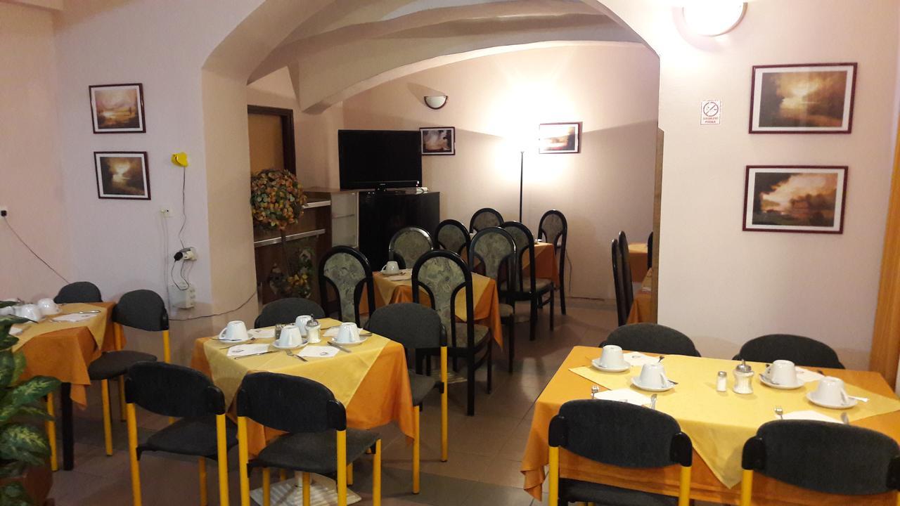 Hotel Veli Jože Pula Exteriér fotografie